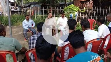 गोपालगंज: थावे बस स्टैंड में थाना प्रभारी ने दुर्गा पूजा व महावीरी अखाड़ा को लेकर लोगों के साथ की बैठक, दिए निर्देश