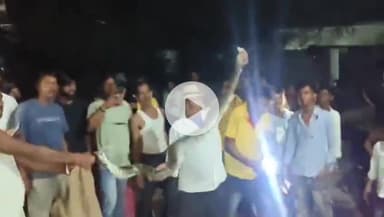 सागर नगर: अजगर का खौफ, क्षेत्र में दहशत, स्नेक केचर अकील बाबा ने किया खतरनाक सांप का रेस्क्यू