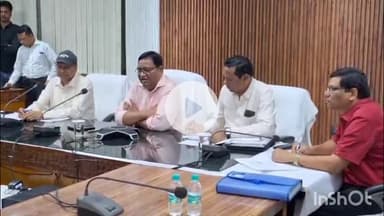 जगदलपुर: कमिश्नर बस्तर डोमन सिंह ने संभागायुक्त कार्यालय से वीडियो कांफ्रेंसिंग के माध्यम से कृषि एवं आनुशांगिक विभागों की समीक्षा बैठक ली