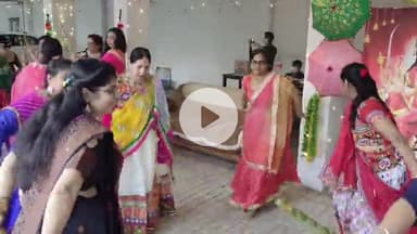 सोलन: सोलन में महिलाओं ने किया डांडिया नृत्य