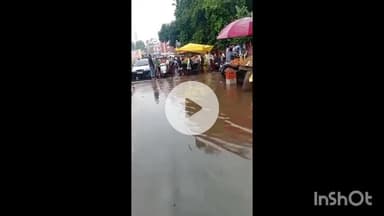 धार: धार का उत्कृष्ट विद्यालय बना तालाब, छुट्टी में बच्चों को हुई परेशानी