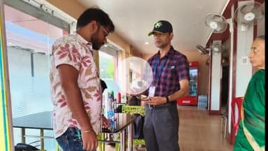 लोहरदगा: लोहरदगा में आगामी त्योहार को लेकर मिठाई दुकानों का औचक निरीक्षण, मिलावटी हल्दी जब्त, साफ-सफाई पर ध्यान