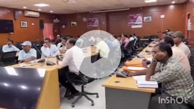 गोपालगंज: कलेक्ट्रेट सभा कक्ष में 2 अक्टूबर को गांधी जयंती और ज़िले के 53वें स्थापना दिवस की तैयारी को लेकर DM ने बैठक की