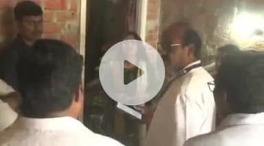 మహబూబ్ నగర్ అర్బన్: ఇందిరమ్మ ఇండ్ల నిర్మాణంలో జాప్యం జరిగితే అధికారుల పై ప్రత్యేక చర్యలు తీసుకుంటా జిల్లా కలెక్టర్ విజయేంద్ర బోయ