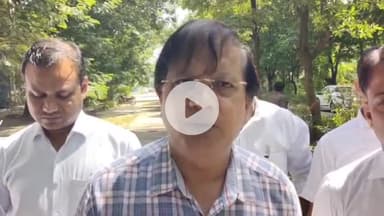 सागर नगर: स्वच्छता पखवाड़ा के तहत बुंदेलखंड मेडिकल कॉलेज के अस्पताल परिसर में सफाई अभियान चलाया गया