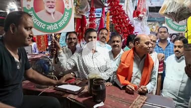 सागर नगर: जीएसटी दरों में कटौती पर भाजपाइयों ने कैंट क्षेत्र में किया जन-जागरण, व्यापारियों ने जताया आभार