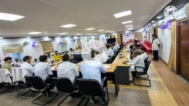 नवादा: नवादा में दुर्गापूजा को शांति पूर्ण संपन्न कराने के लिए शांति समिति की बैठक आयोजित