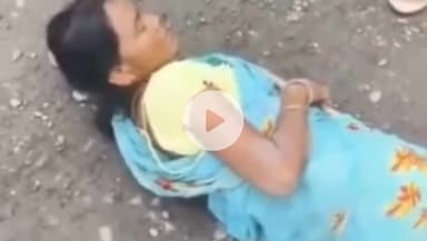चितरंगी: सिंगरौली नगर: सिंगरौली में महिला ने सड़क पर लेटकर अनोखे अंदाज़ में की सड़क की मांग, प्रदर्शन का वीडियो वायरल
