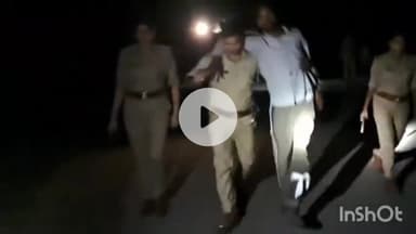 मुज़फ्फरनगर: चरथावल-रोहाना मार्ग पर पुलिस और लुटेरों के बीच मुठभेड़, 2 बदमाश घायल, लूट के जेवरात, नकदी, बाइक और हथियार बरामद