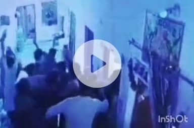 हरिद्वार: सिडकुल थाना क्षेत्र के रावली महदूद में मामूली बात को लेकर दो पक्षों में जमकर चले लाठी-डंडे, वीडियो हुआ वायरल