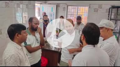 कोडरमा: उपायुक्त ऋतुराज ने सदर अस्पताल का किया औचक निरीक्षण, स्वास्थ्य सेवाओं में सुधार के दिए निर्देश