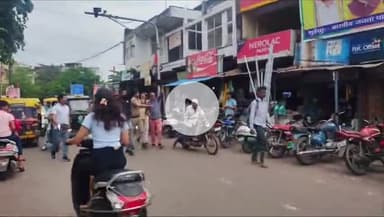 सागर नगर: मुख्यमंत्री के सागर आगमन से पहले कांग्रेसियों को पुलिस ने किया नजरबंद, ज्ञापन सौंपने से रोका