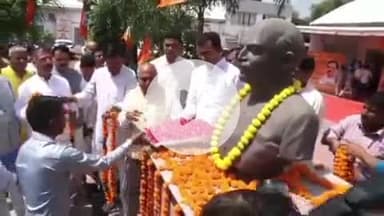 हुज़ूर: भोपाल भाजपा कार्यालय में पंडित दीनदयाल उपाध्याय की जयंती पर संगोष्ठी आयोजित