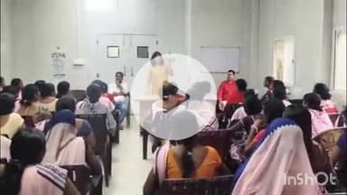 करपी: करपी सामुदायिक स्वास्थ्य केंद्र में आशा कार्यकर्ताओं को कैंसर जांच के तरीके बताए गए