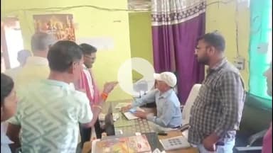 कलान: अल्लाहगंज में बिजली घर में काम करने के आरोप पर समाजवादी पार्टी के प्रदेश नेता और जेई के बीच हुई नोकझोंक