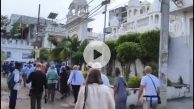 पटना ग्रामीण: विदेशी श्रद्धालुओं ने पटना सिटी पहुंचकर तख्त श्री हरिमंदिर जी पटना साहिब के दर्शन किए