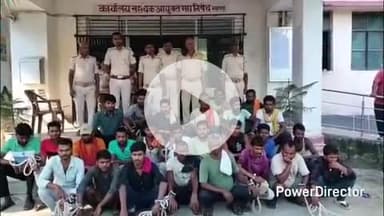 कहरा: उत्पाद पुलिस ने छापेमारी में 21 शराबियों और 5 कारोबारियों को किया गिरफ्तार, सहरसा कोर्ट में पेश कर कार्रवाई जारी