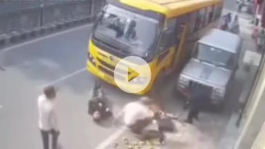 देहरादून: देहरादून के राजपुर रोड में निजी कॉलेज की बस ने तीन लोगों को मारी टक्कर, घटना का सीसीटीवी आया सामने