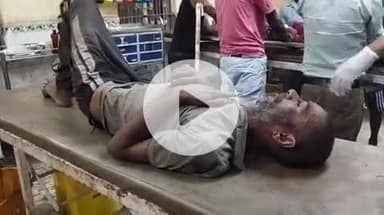 गोपालगंज: थावे रोड पर सड़क दुर्घटना में जख्मी अधेड़ को डायल 112 पुलिस ने इलाज के लिए सदर अस्पताल में कराया भर्ती