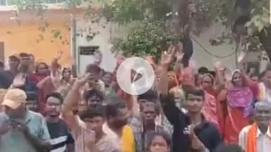 कानपुर: सिद्धनाथ घाट पर पंडों और डोम समुदाय के बीच हुई मारपीट, डोम समुदाय ने थाने का घेराव कर किया हंगामा