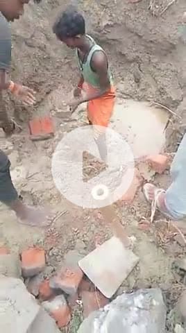 चौपारण: कस्तूरबा गांधी आवासीय बालिका विद्यालय की चारदीवारी निर्माण में घटिया कार्य, विभाग पर सवाल