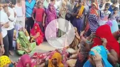 फतेहाबाद: शमशाबाद के ग्राम बड़गांव में मंदिर जा रहे किशोर की हाई टेंशन लाइन की चपेट में आने से हुई मौत, ग्रामीणों ने लगाया जाम