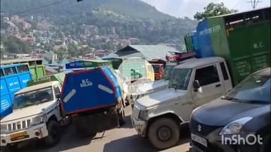 सोलन: MC सोलन में सफाई व्यवस्था चरमराई, कूड़ा उठाने वाले गाड़ियों के चालकों ने सफाई सुपरवाइजर पर लगाए आरोप