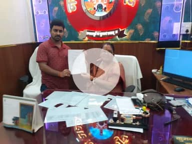 मुंगेर जिला युवा कांग्रेस जिला उपाध्यक्ष एडवोकेट प्रणव कुमार ने शहर के विभिन्न मोहल्ले में फागिंग शुरू करने की मांग को लेकर नगर निगम की मेयर को ज्ञापन सौंपा