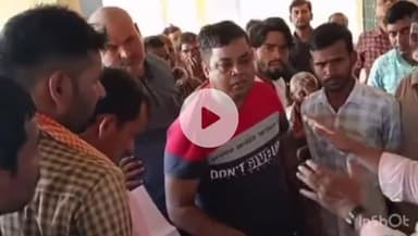 नवादा: नवादा के कादिरगंज में मिनी बायपास को लेकर जमीन देने वाले लोगों ने किया कांटा बवाल