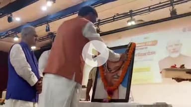 नामकुम: डोरंडा जैप 1 के शौर्य सभागार में विद्युत चालित कुम्हार चाक और इलेक्ट्रीशियन टूल किट वितरण कार्यक्रम