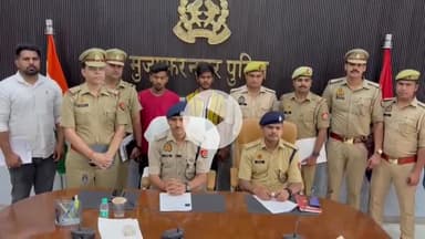 मुज़फ्फरनगर: अंतर्जनपदीय बाइक चोर गिरोह का पर्दाफाश, नशे के लिए चोरी करने वाले 2 चोर गिरफ्तार, चोरी की मोटरसाइकिल और उपकरण बरामद