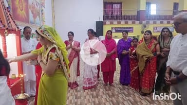 मुंगेर: मुंगेर के सरस्वती विद्या मंदिर में नवरात्रि पर कन्या पूजन एवं डांडिया महोत्सव का आयोजन