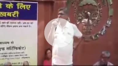 कानपुर: सर्वोदय नगर में पेंशनरों ने पेंशन बढ़ाने और चिकित्सा सुविधा देने को लेकर किया प्रदर्शन