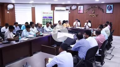 कोडरमा: कोडरमा जिला सड़क सुरक्षा समिति की बैठक संपन्न, उपायुक्त ऋतुराज ने दिए कई अहम निर्देश