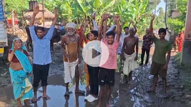 महनार: देशराजपुर बजरंगबली चौक से इसाकपुर टेक जाने वाली सड़क पर जलजमाव और अधूरी मरम्मत से लोग परेशान#jansamasya