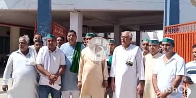 बागपत: BKU ने वंश बली प्रकरण में फरार आरोपितों की गिरफ्तारी और गैंगस्टर एक्ट के तहत कार्रवाई को लेकर एएसपी से की मुलाकात