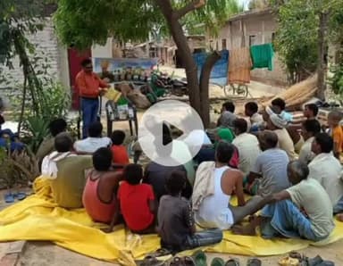 बिल्हौर: शिवराजपुर के सरिंगवा गांव में किसानों को जैविक खाद प्रयोग न करने की सलाह देने के लिए पर्यावरण सुरक्षा पर गोष्ठी का आयोजन