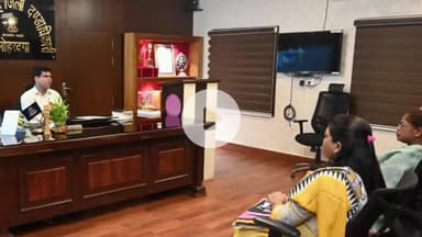 लोहरदगा: समाहरणालय में उपायुक्त डॉ ताराचंद की अध्यक्षता में बैठक, 7676 विद्यार्थियों को मिलेगी पोस्ट मैट्रिक छात्रवृत्ति