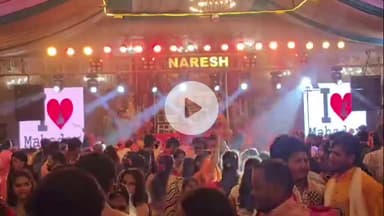 झांसी: झांसी में मस्जिदों और गलियों में लगाए गए 'आई लव मोहम्मद' के पोस्टर, हिंदुओं ने डांडिया में लगाए 'आई लव महादेव'