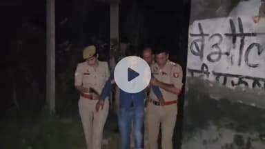 शामली: कुडाना तिराहे के पास मुठभेड़ में शामली कोतवाली पुलिस ने लड़की से छेड़छाड़ के आरोपी बहावड़ी निवासी युवक को किया गिरफ्तार