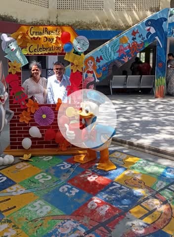 जयपुर के APPS School में अपनी बड़ी पोती गर्विका सिंह ने बुलाया उसके लिए विद्यालय प्रशासन का हार्दिक आभार। जय हिन्द मित्र 🙏