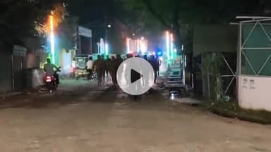 पूरनपुर: बरेली बवाल के बाद पूरनपुर पुलिस हुई अलर्ट, एएसपी ने किया पैदल मार्च