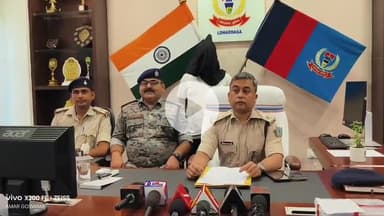 लोहरदगा: लोहरदगा में ब्राउन शुगर तस्करों पर पुलिस का शिकंजा, 11 पुड़िया के साथ युवक गिरफ्तार, सप्लाई नेटवर्क पर कसा शिकंजा