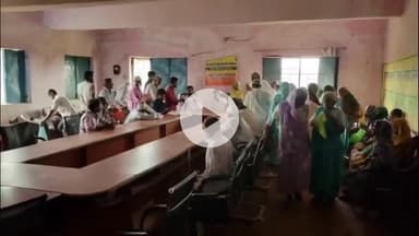 गिरिडीह: गांडेय के फूलजोरी में पेंशन योजनाओं के लाभार्थियों के सत्यापन के लिए सोशल ऑडिट टीम द्वारा शिविर का आयोजन