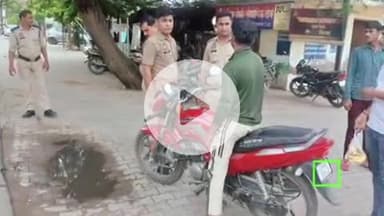 हाथरस: पुलिस ने विभिन्न क्षेत्रों में विशेष अभियान चलाकर स्टंटबाजी करने वाले 25 वाहनों के चालान किए, नियमों का पालन करने की अपील