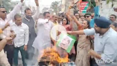 धार: कैलाश विजयवर्गीय के विवादित बयान पर धार में कांग्रेस का हंगामा, पुतला दहन