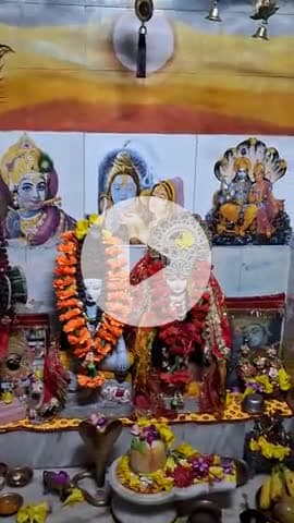 "जय माता दी" मां कि दर्शन करने से मन प्रसन्न हो जाता है.....