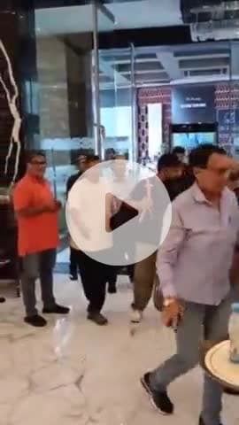 कानपुर: भारत ए और आस्ट्रेलिया ए वनडे सीरीज के लिए मेजबान और मेहमान टीम के खिलाड़ी कानपुर पहुंचे, स्वागत के दौरान बजाई गई रामधुन