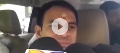 पटना ग्रामीण: तेजस्वी यादव के पोस्टर पर माता-पिता की तस्वीर न होने पर तेज प्रताप यादव ने डाक बंगला चौराहे पर उठाए सवाल