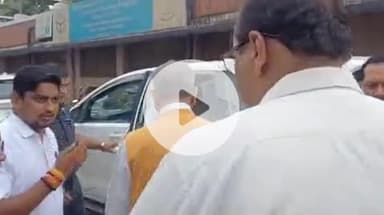 बहराइच: वन मंत्री ने मेडिकल कॉलेज पहुंचकर वन्य जीव के हमलों में घायल लोगों से की मुलाकात, बेहतर इलाज उपलब्ध कराने के दिए निर्देश